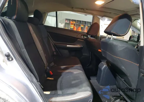 2016 Subaru Crosstrek Premium из США, поврежденный, VIN JF2GPABC7G8240277